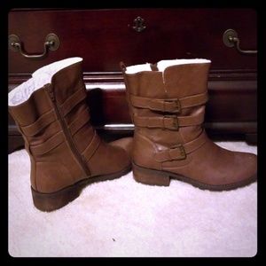 JustFab brown boots buckles /zipper size 9